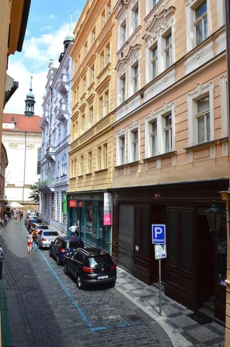 Old Town Herberghaus, 250M To Charles Bridge Lejlighed Prag Eksteriør billede